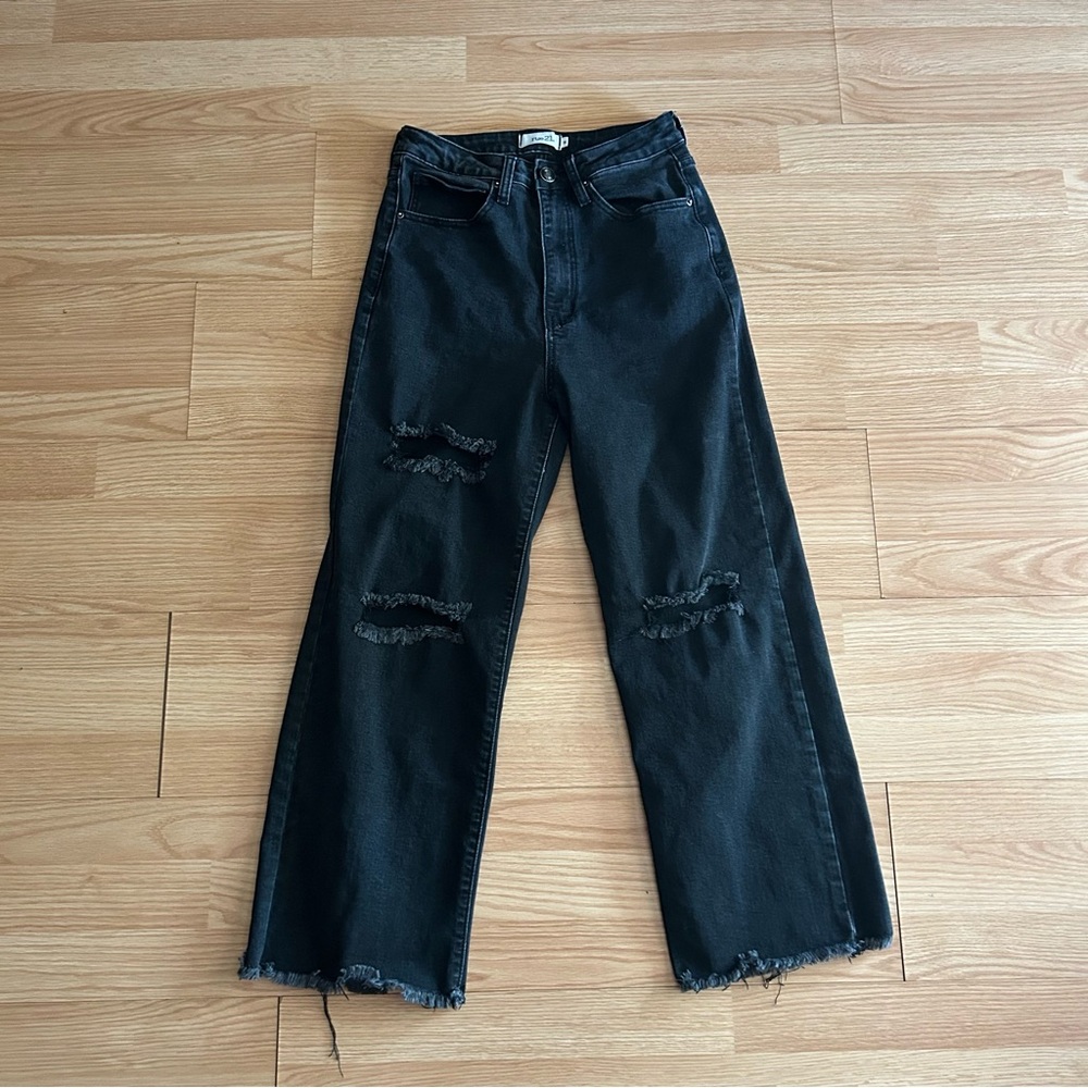 Rue21 Black Distressed Straight Leg Jeans Women’s 10